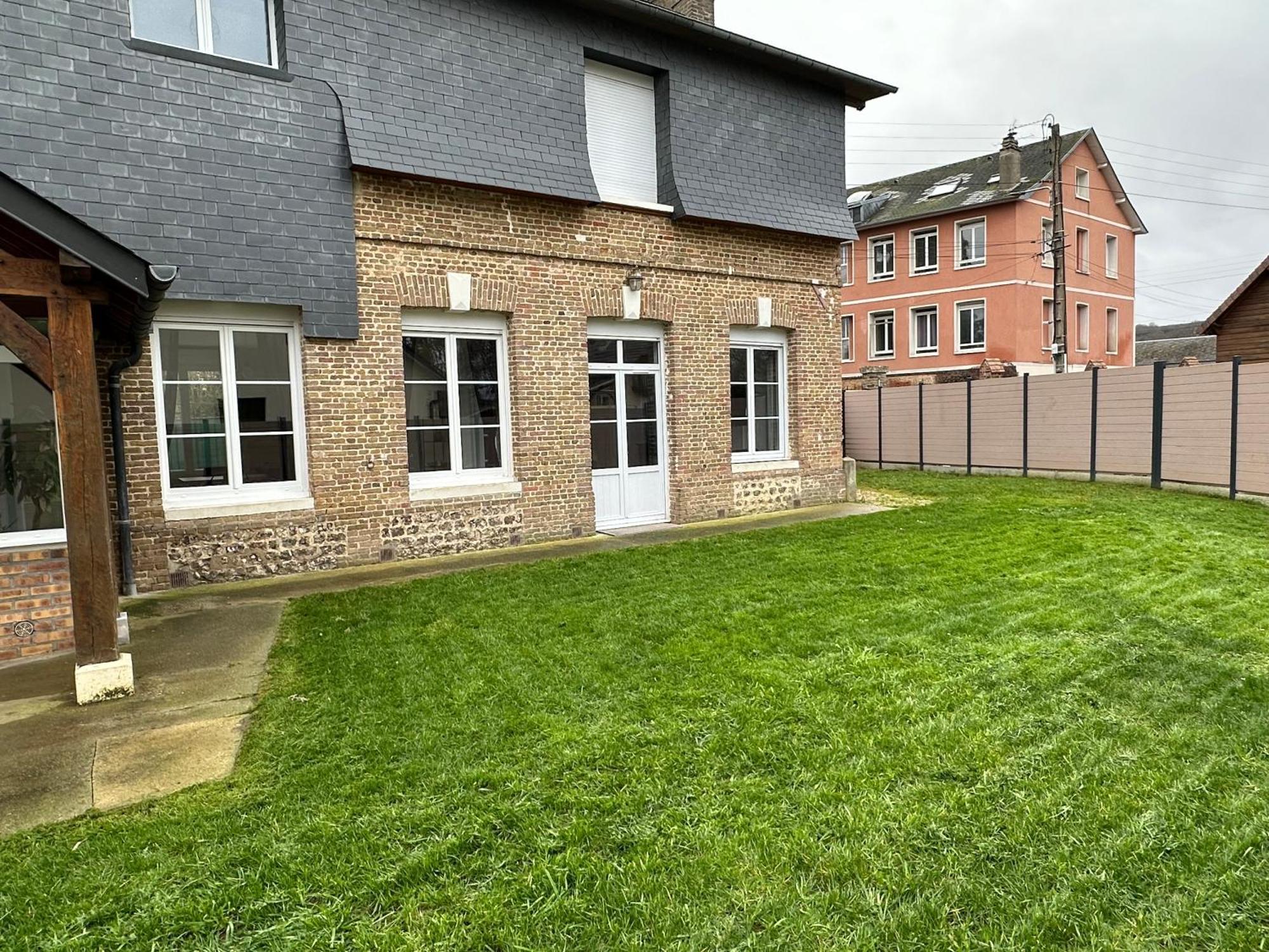 Charmante Maison De 3 Ch Avec Jardin Et Parking * Saint-Pierre-les-Elbeuf